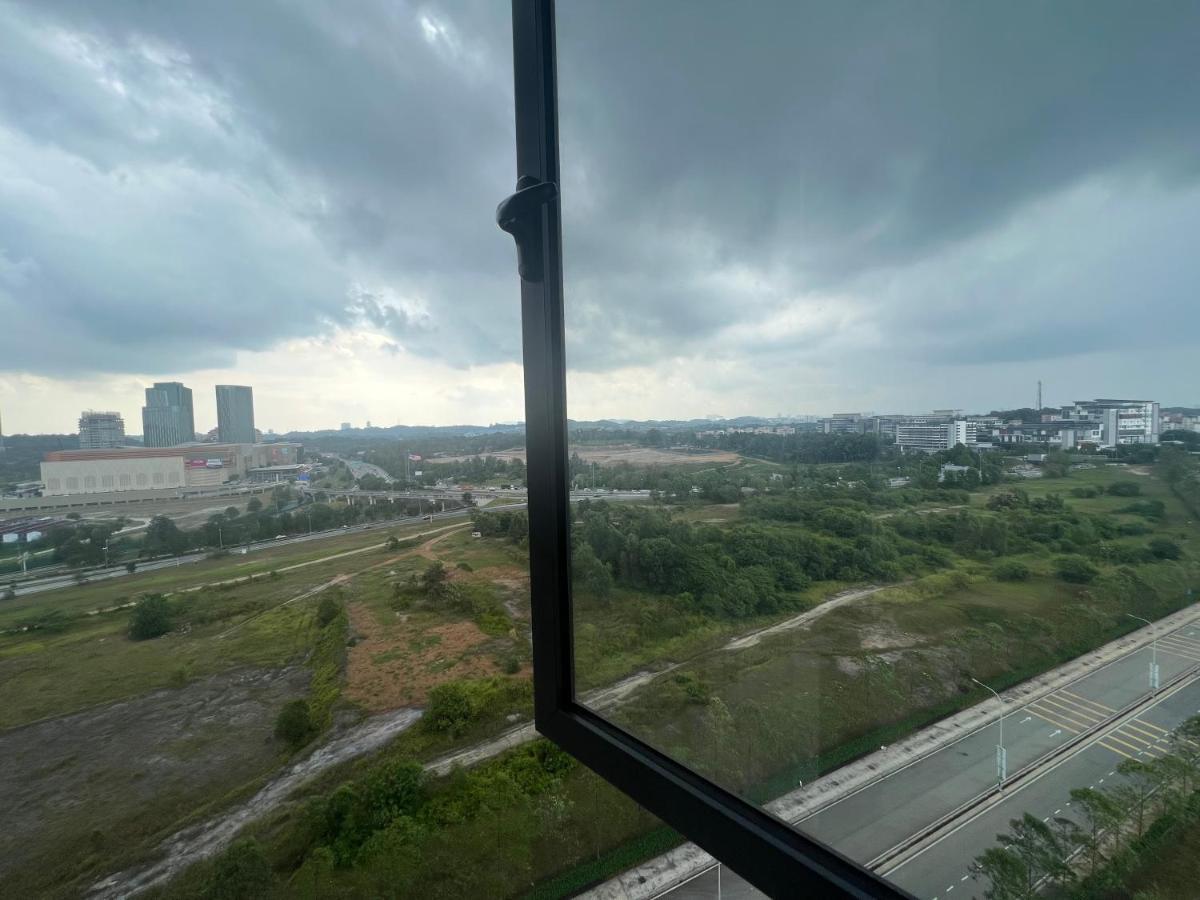 Mucihome Clio 3R2B, Putrajaya Condo Near To Ioi City Mall, Alamanda, Hospital Serdang, Wetland Studio Kru Dll- Non Smoking Home For Malaysian Only Buitenkant foto